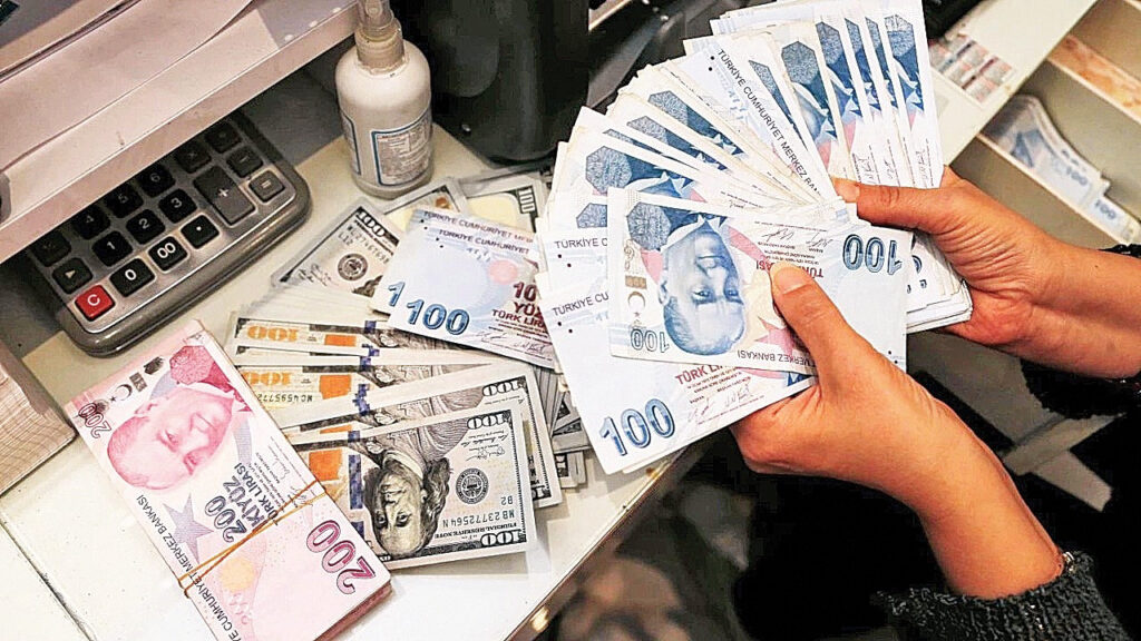 Bankacılık sektöründen çarpıcı bilanço: Karlar zirvede, takipteki alacaklarda kritik artış